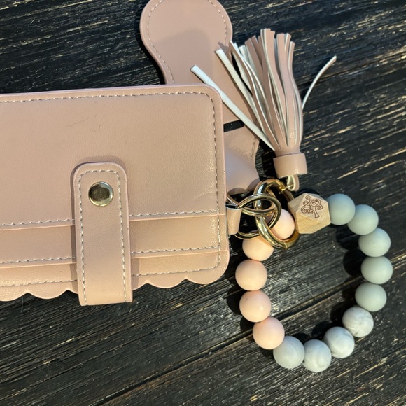 Keychain wristlets - Picture 2 of 2